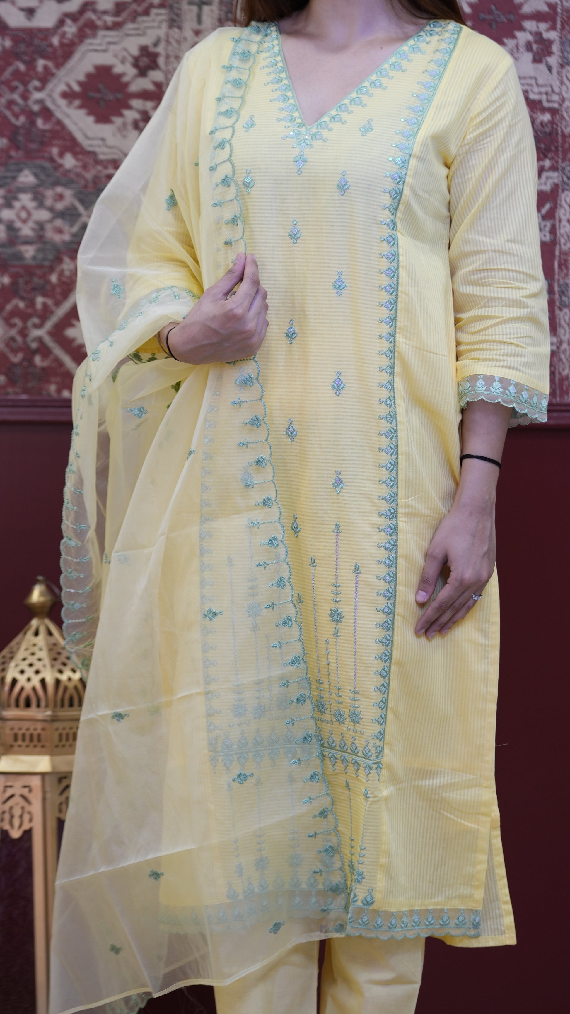 Yellow Cotton Kurta Sets for Women, Designer Cotton kurtis, Pure Cotton Chikankari Kurtis, Summer Cotton Dresses for Women, Festive Wears